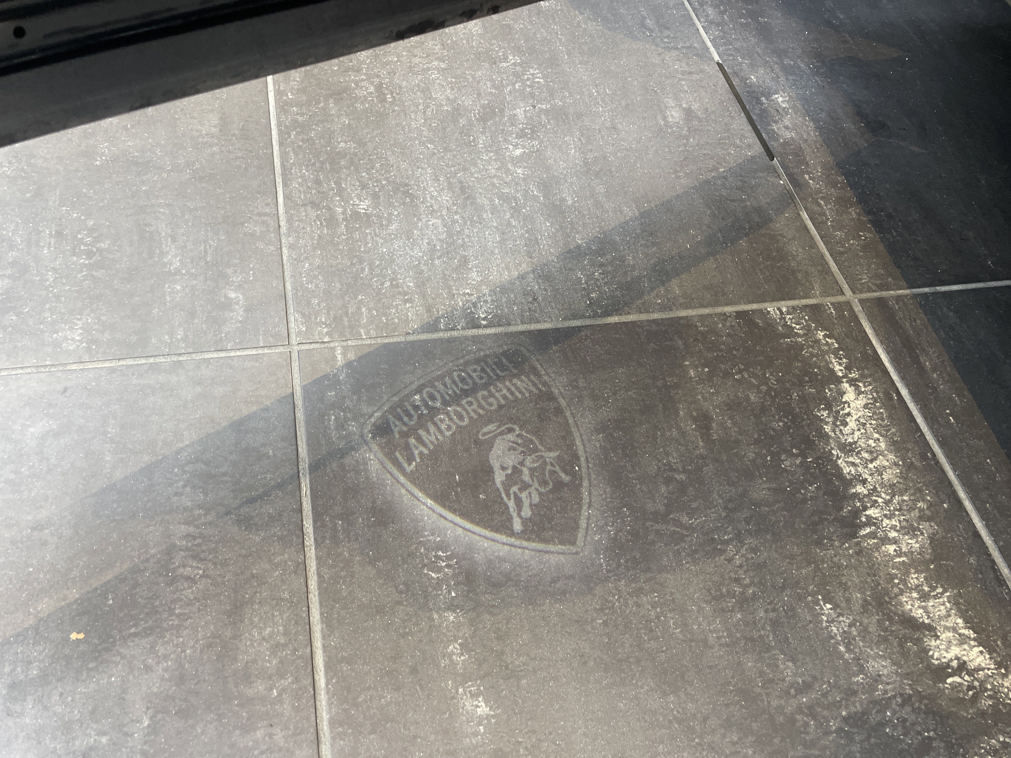 Used 2021 Lamborghini Urus image 19