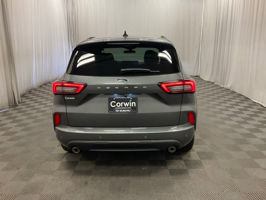 Used 2024 Ford Escape ST-Line w/ Tech Pack #1 FWD image 5