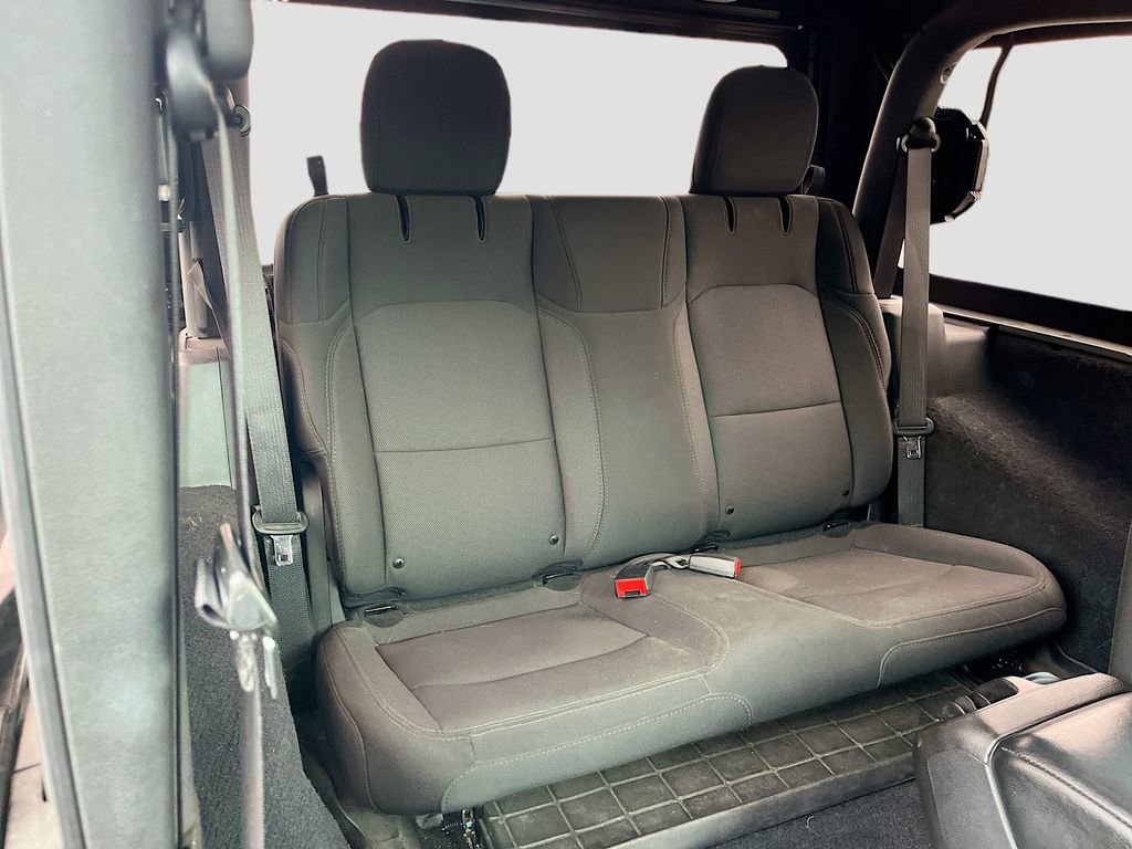 Certified 2018 Jeep Wrangler Sport AWD/4WD image 25