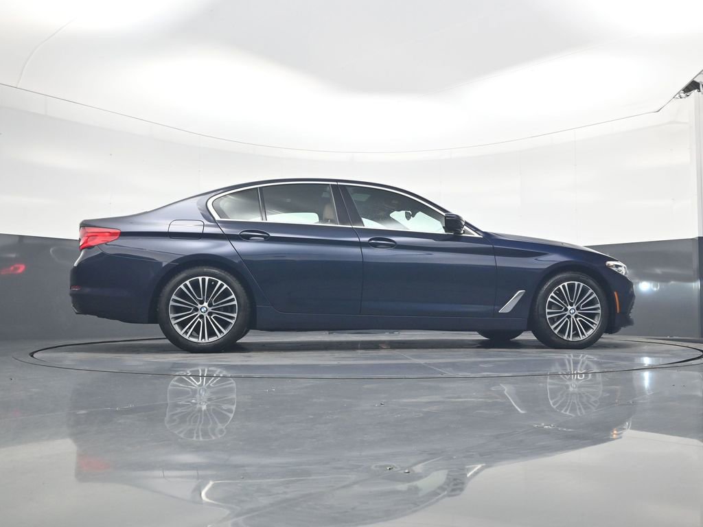 Used 2019 BMW 540i xDrive AWD/4WD image 26