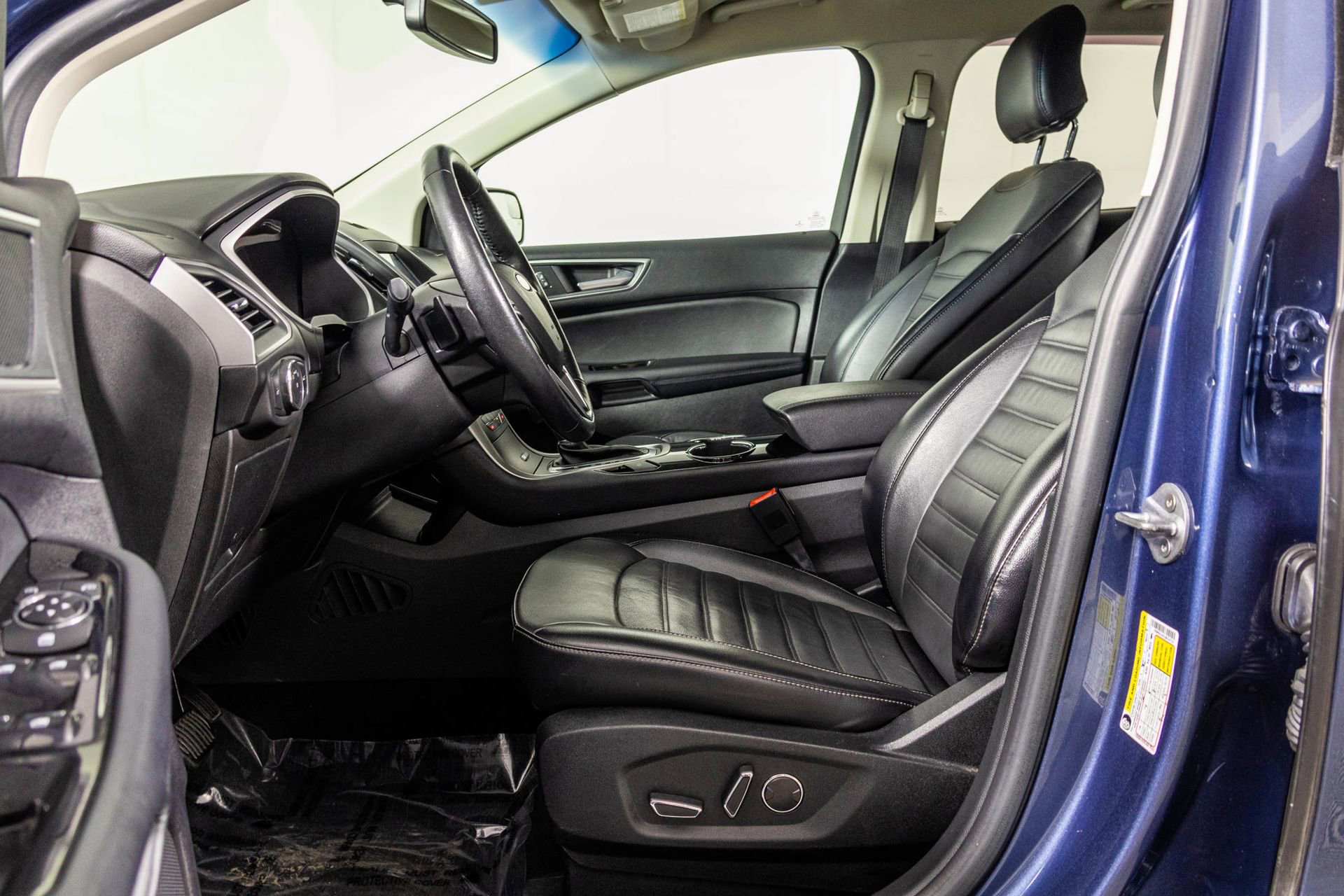 Used 2018 Ford Edge SEL w/ Equipment Group 201A AWD/4WD image 24