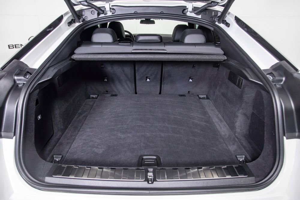 Used 2024 BMW X6 xDrive40i w/ Parking Assistance Package image 9
