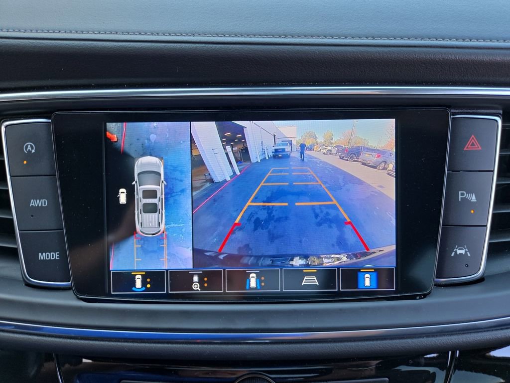 Used 2024 Buick Enclave Avenir w/ Avenir Technology Package image 23