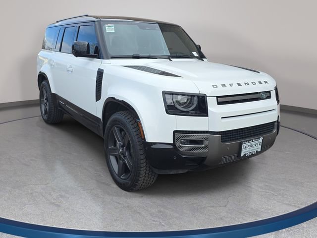 Certified 2024 Land Rover Defender 130 X-Dynamic SE image 4
