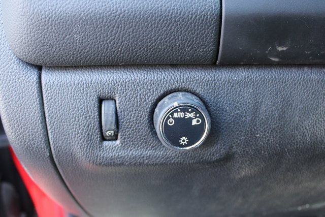 Used 2015 Chevrolet Colorado LT image 14