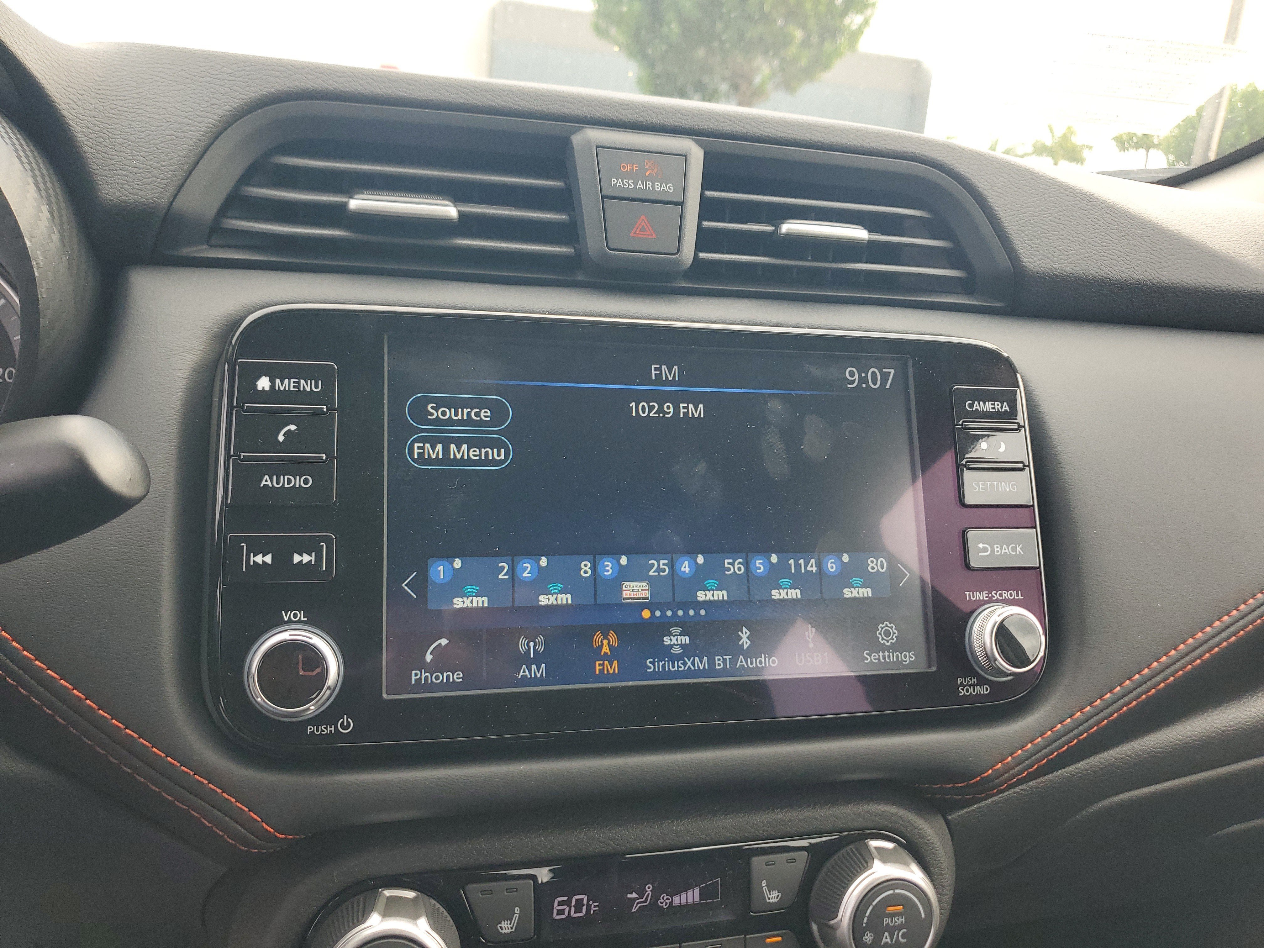 New 2025 Nissan Versa SR w/ Trunk Package FWD image 23