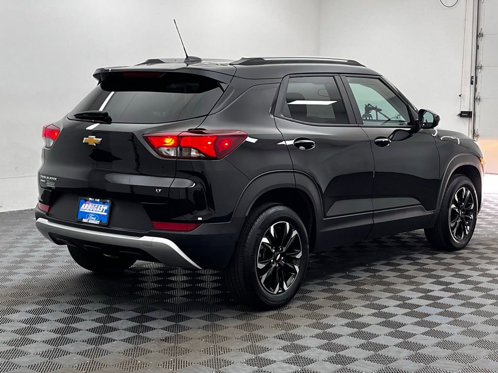 Used 2023 Chevrolet TrailBlazer LT AWD/4WD image 7