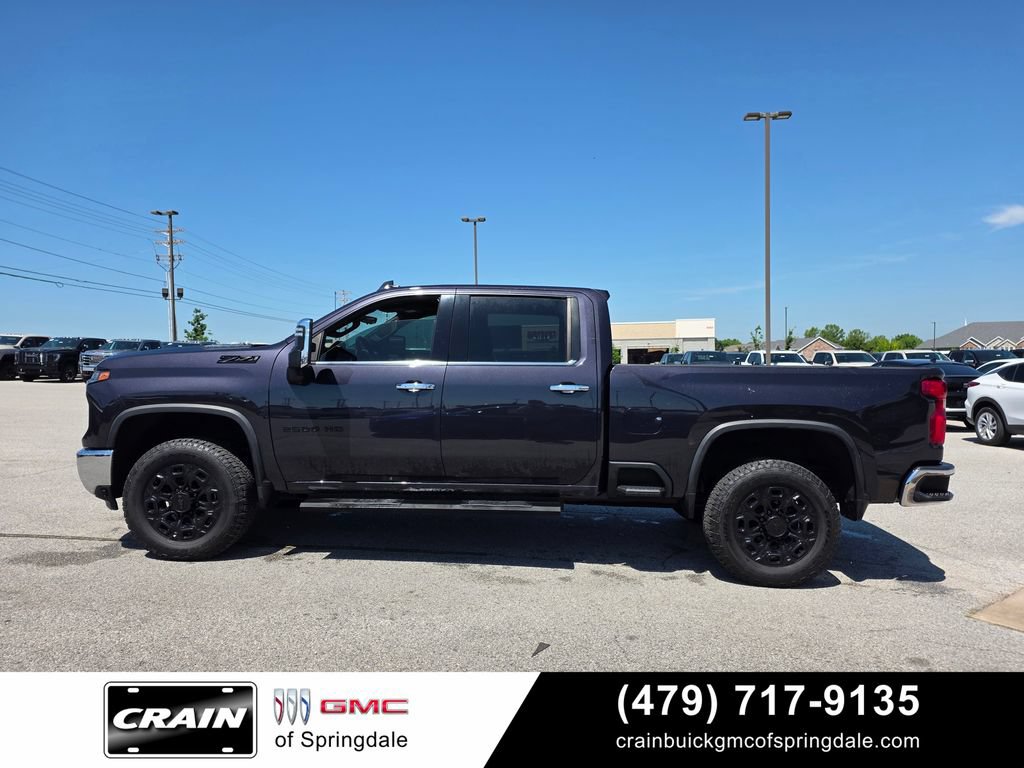 Used 2024 Chevrolet Silverado 2500 LTZ w/ LTZ Plus Package AWD/4WD image 4