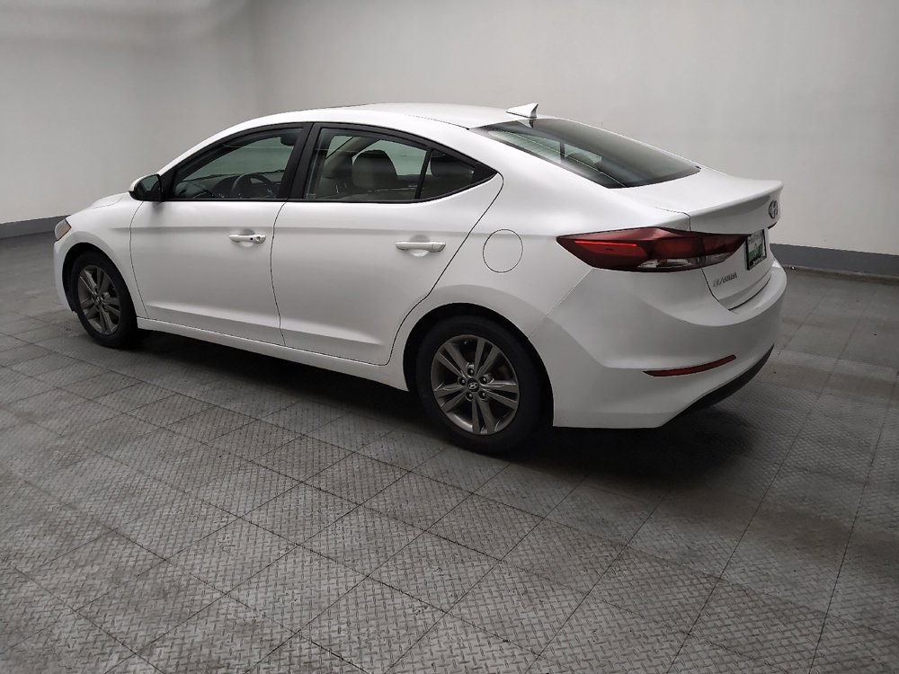 Used 2018 Hyundai Elantra Value Edition FWD image 3