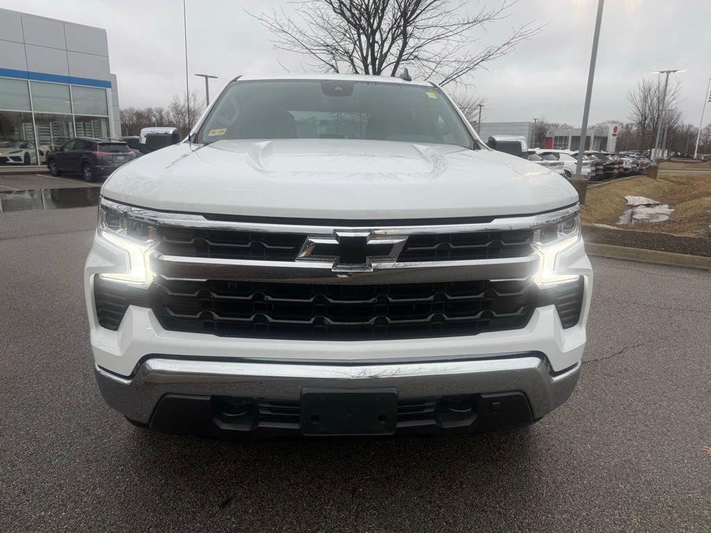 Used 2023 Chevrolet Silverado 1500 LT w/ Z71 Off-Road Package image 8
