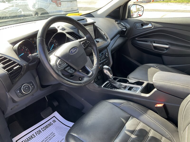 Used 2018 Ford Escape SEL AWD/4WD image 18