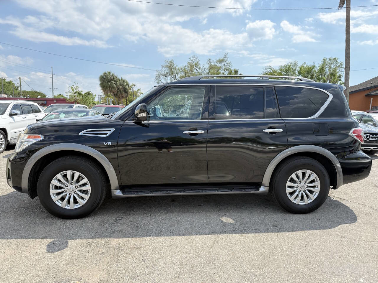 Used 2019 Nissan Armada SV w/ Driver Package RWD image 4