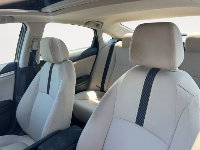 Used 2018 Honda Civic EX image 9