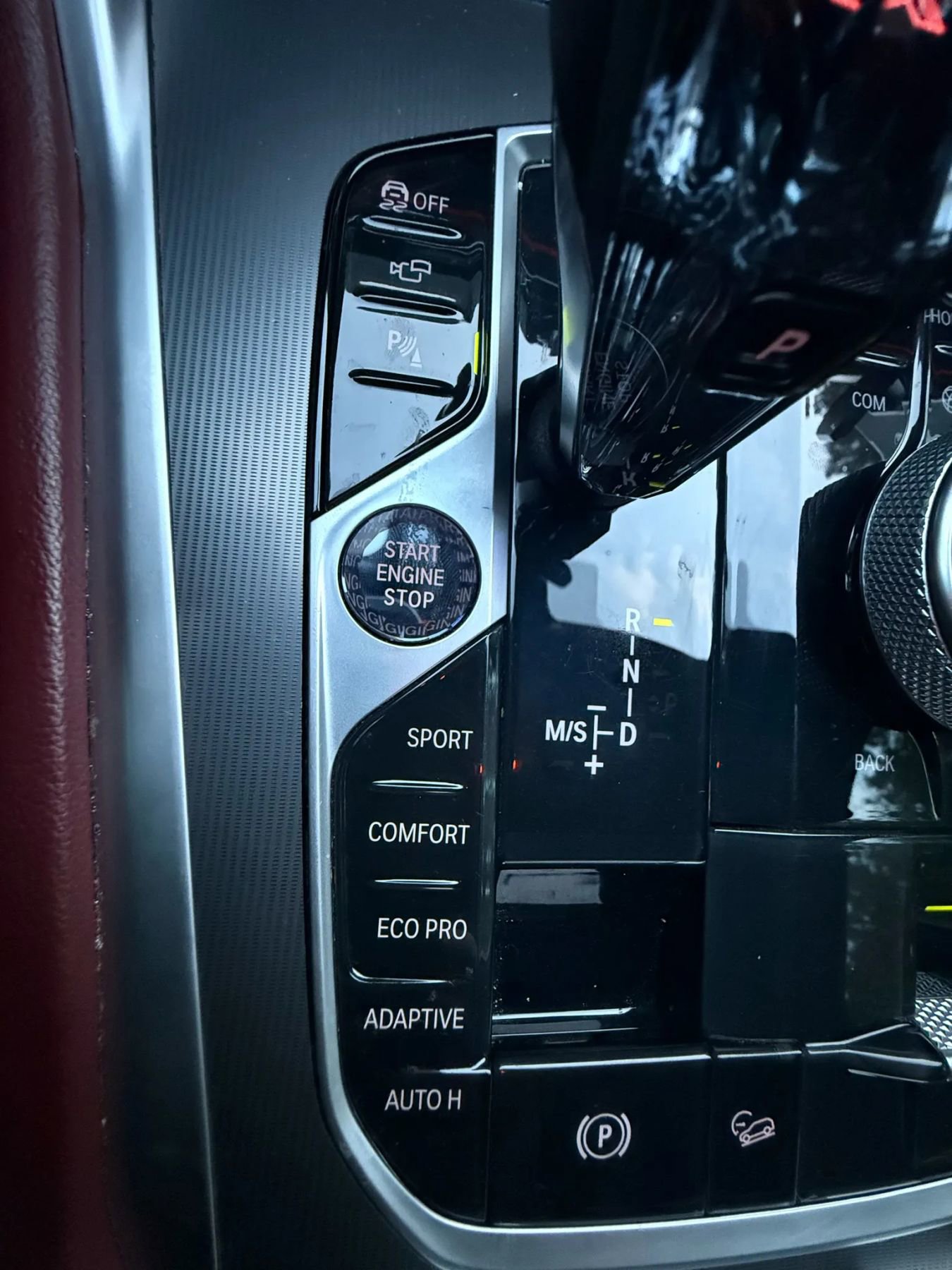 Used 2021 BMW X6 xDrive40i w/ Executive Package AWD/4WD image 37