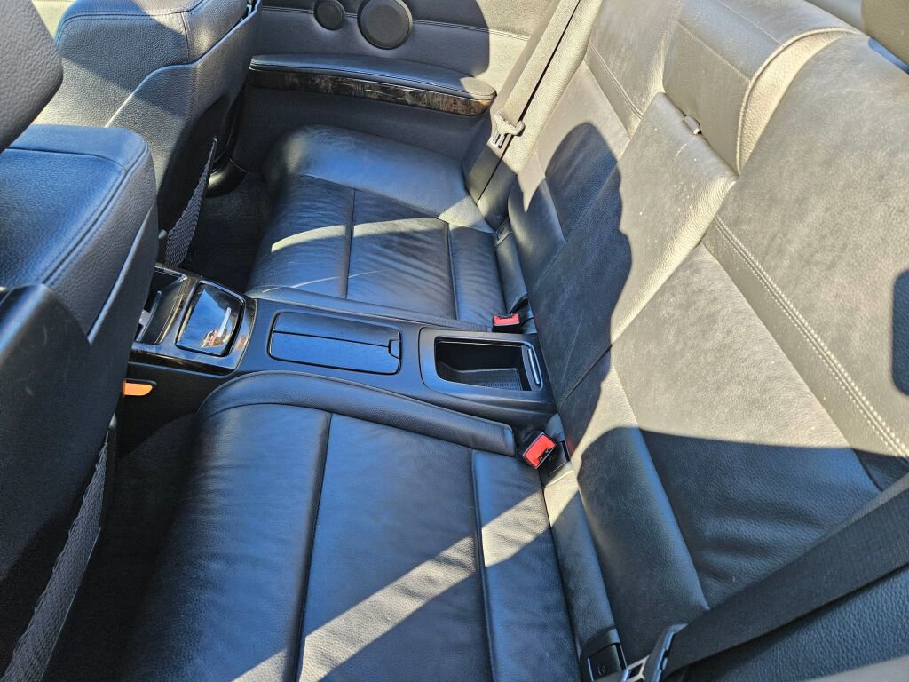 Used 2009 BMW 328i Convertible image 13