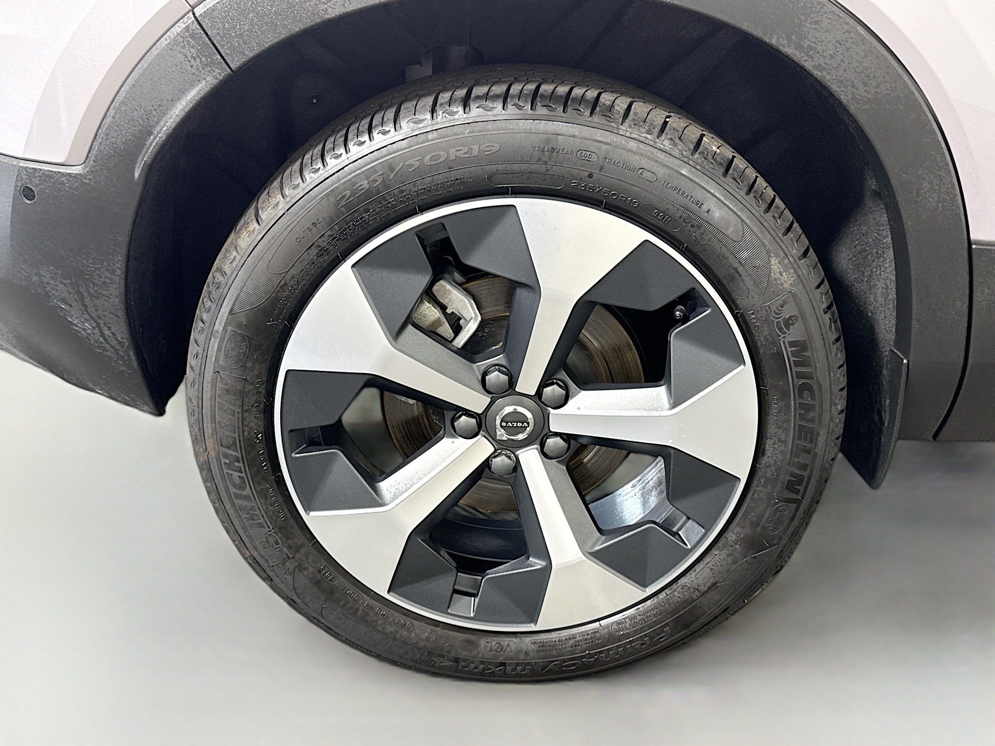 Used 2026 Volvo XC40 B5 Plus AWD/4WD image 33