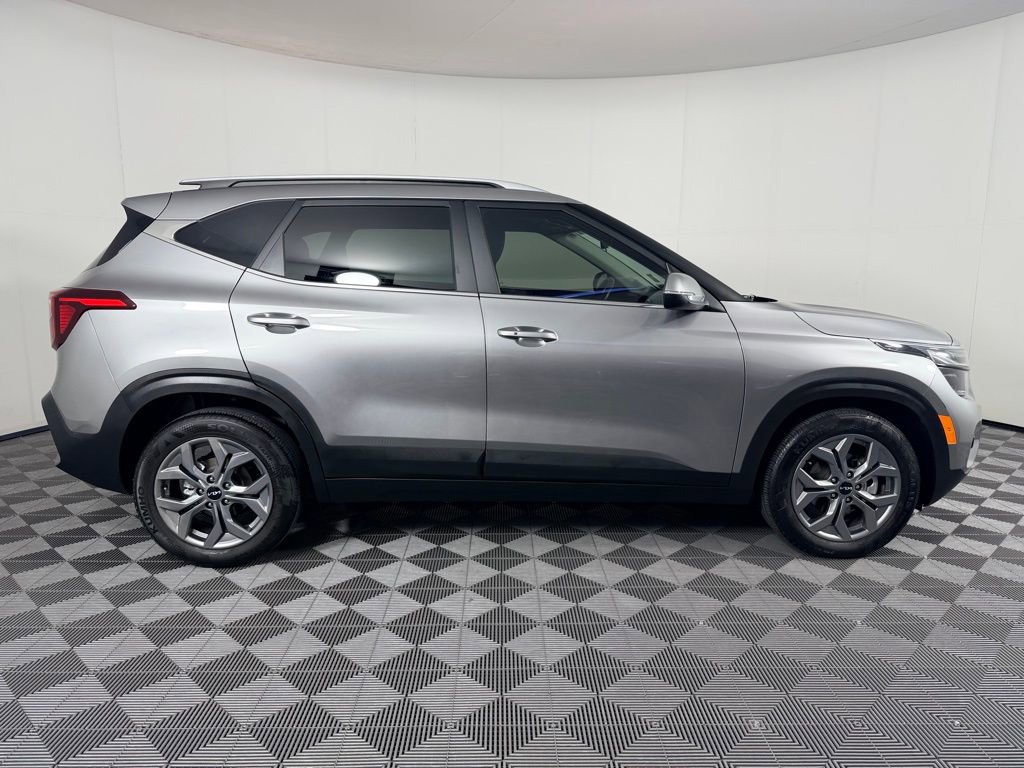 Used 2024 Kia Seltos S FWD image 5