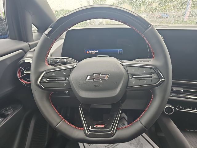 New 2026 Chevrolet Equinox EV RS w/ Active Safety Package 3 AWD/4WD image 17