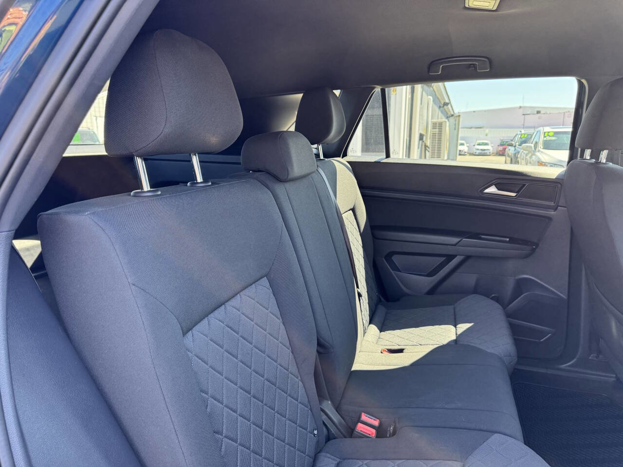 Used 2020 Volkswagen Atlas Cross Sport S image 29