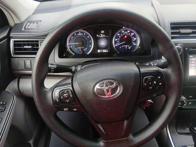 Used 2017 Toyota Camry LE image 14