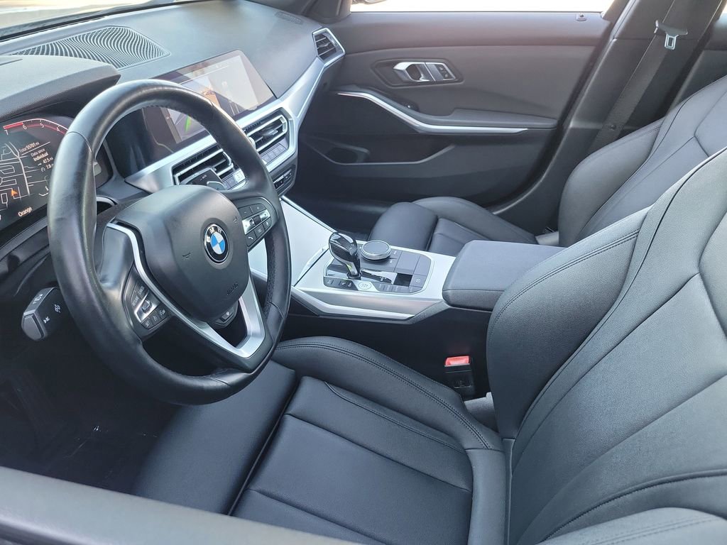Used 2020 BMW 330i xDrive 330i xDrive w/ Premium Package image 3