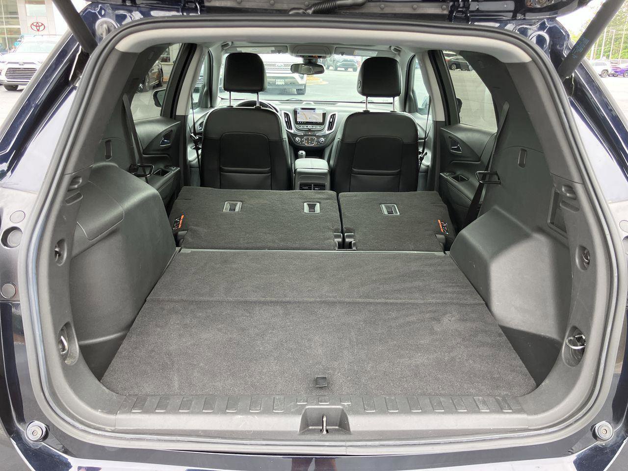 Used 2020 Chevrolet Equinox Premier AWD/4WD image 30