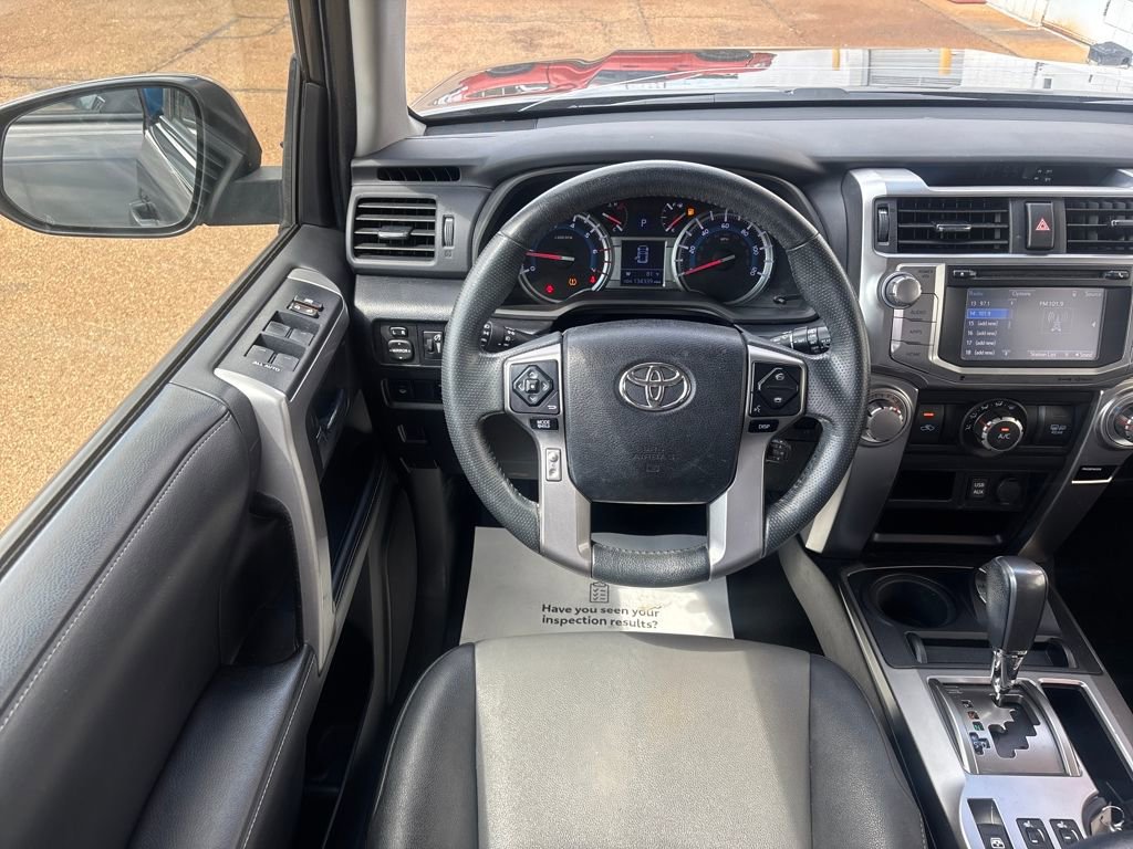 Used 2019 Toyota 4Runner SR5 Premium image 2