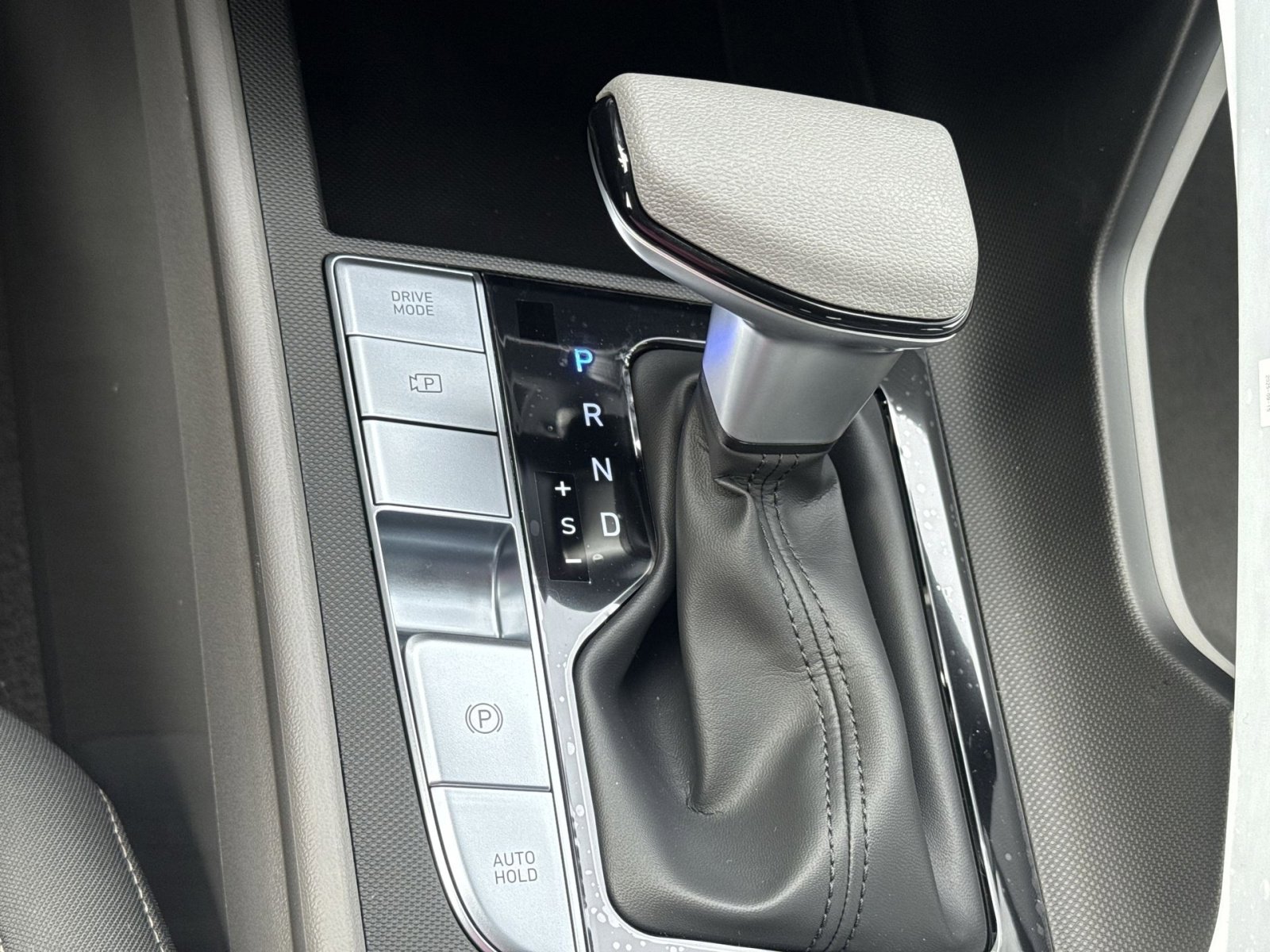 New 2026 Hyundai Elantra Blue image 20