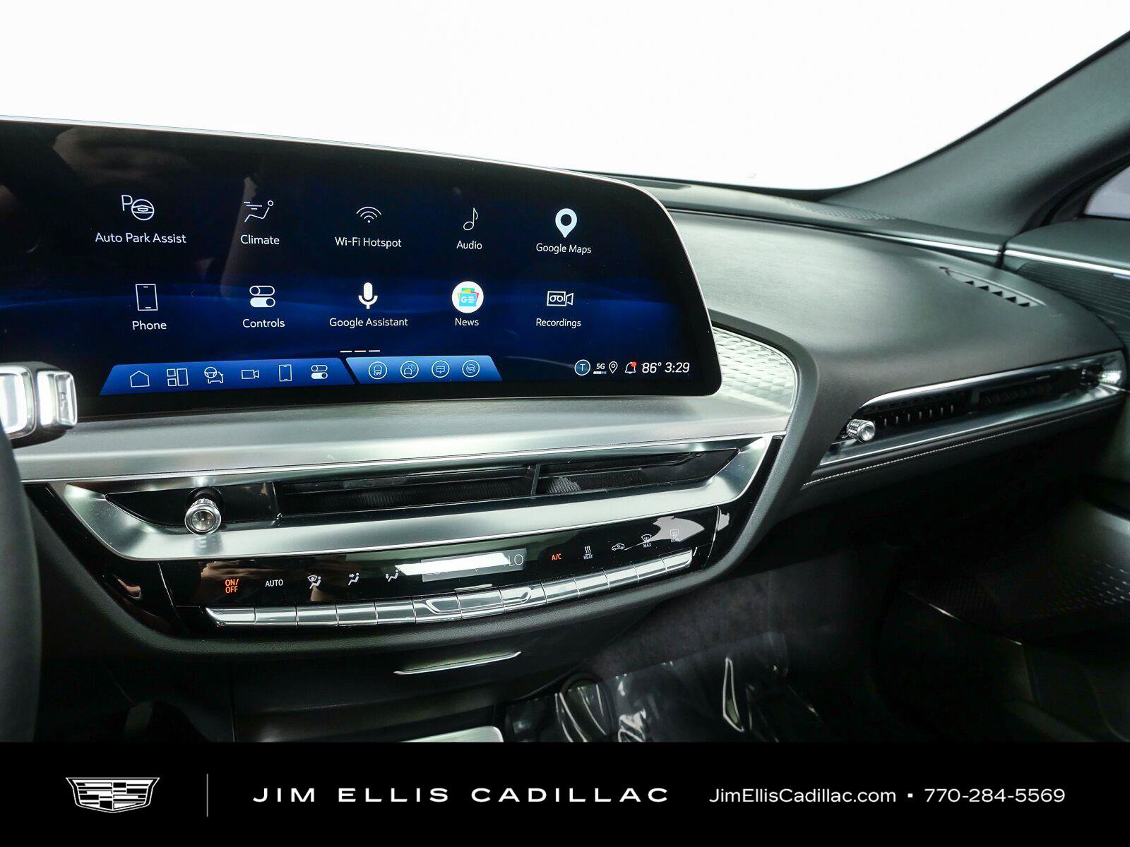Used 2026 Cadillac Lyriq Sport RWD image 14