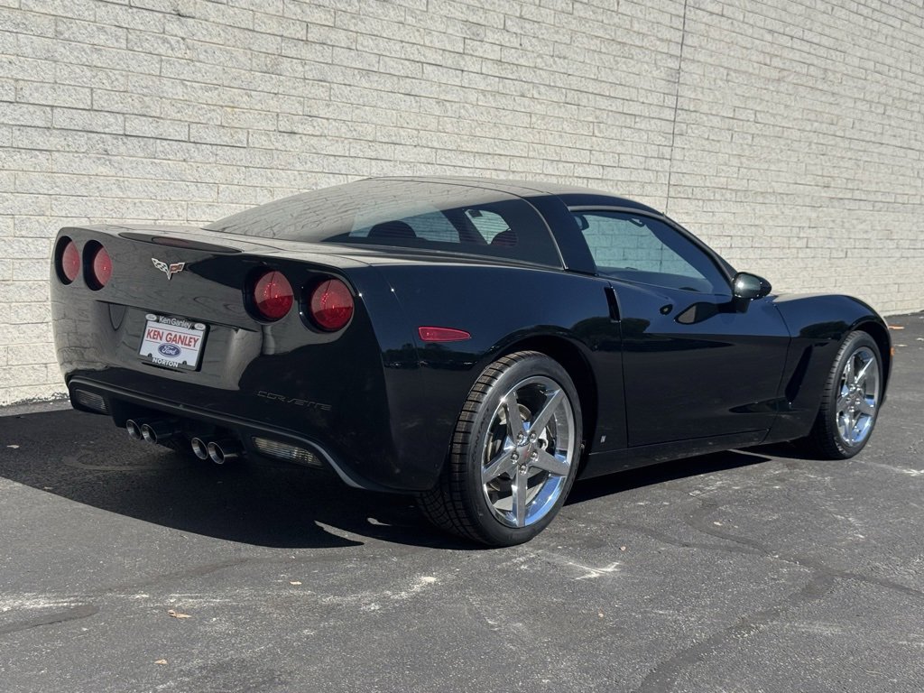 Used 2007 Chevrolet Corvette Coupe image 9