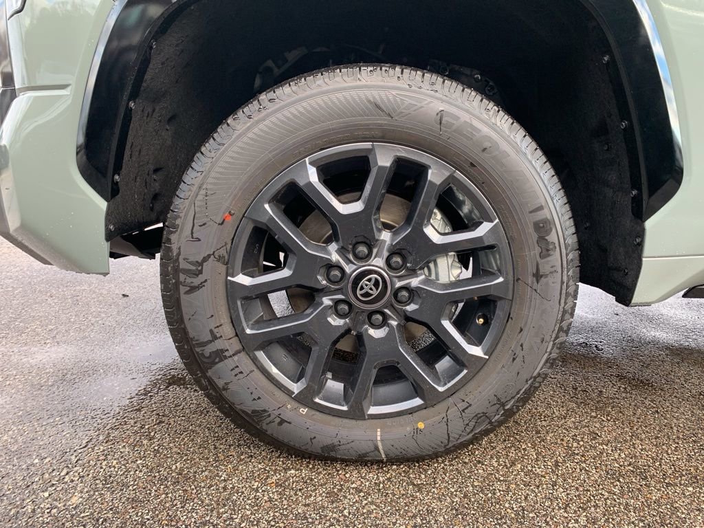 New 2026 Toyota Tundra Platinum image 31