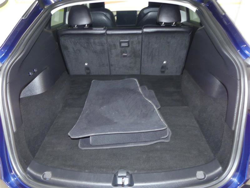 Used 2022 Tesla Model Y Performance image 26