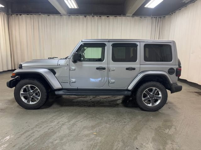 Used 2018 Jeep Wrangler Unlimited Sahara AWD/4WD image 8