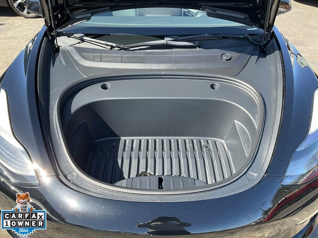 Used 2023 Tesla Model 3 Standard Range image 12