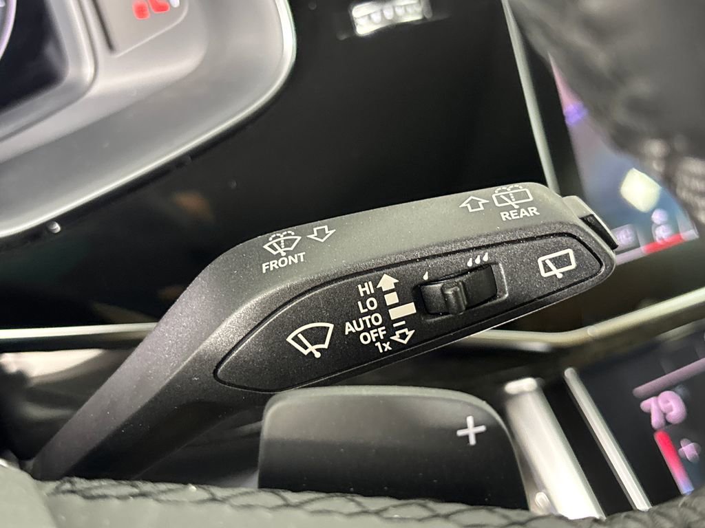 Used 2021 Audi Q8 Premium Plus AWD/4WD image 16