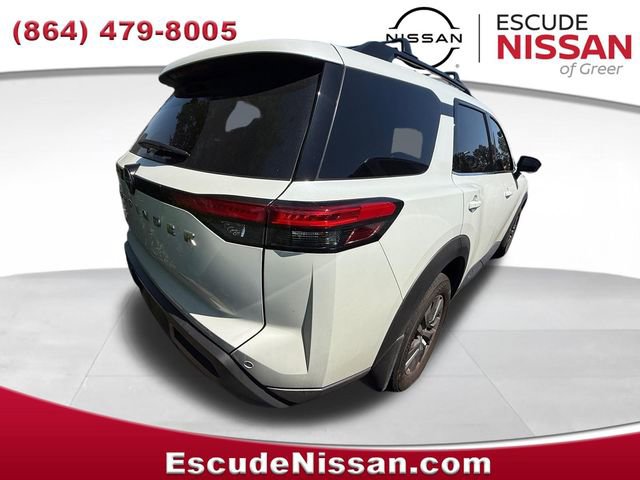 Certified 2025 Nissan Pathfinder SV FWD image 5