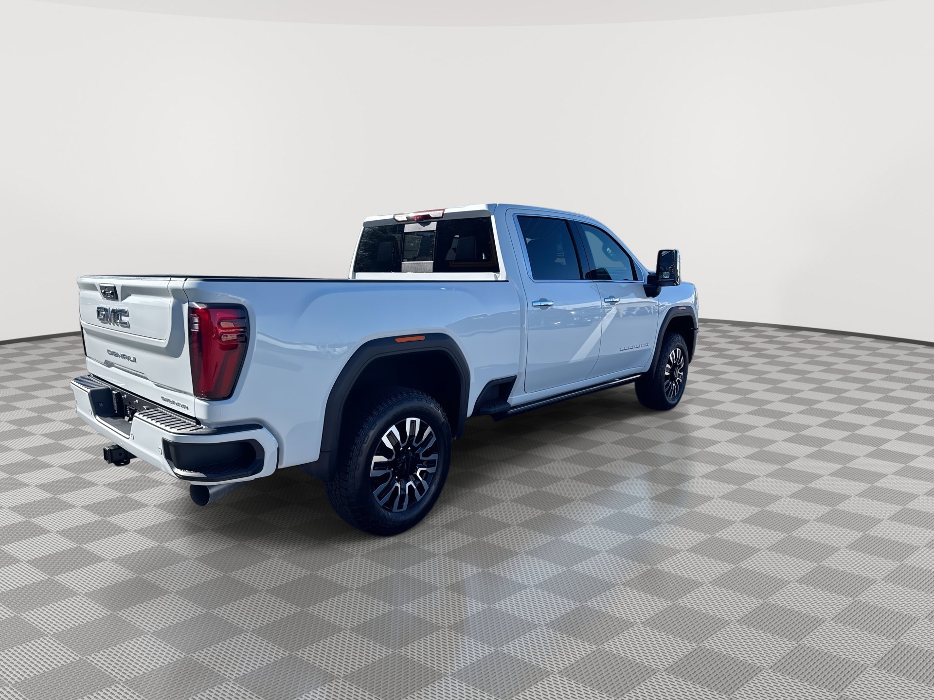 New 2026 GMC Sierra 2500 Denali Ultimate AWD/4WD image 8