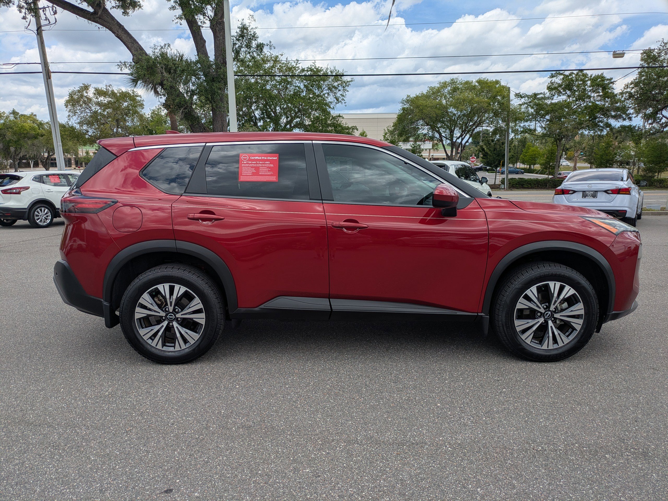 Certified 2023 Nissan Rogue SV FWD image 3