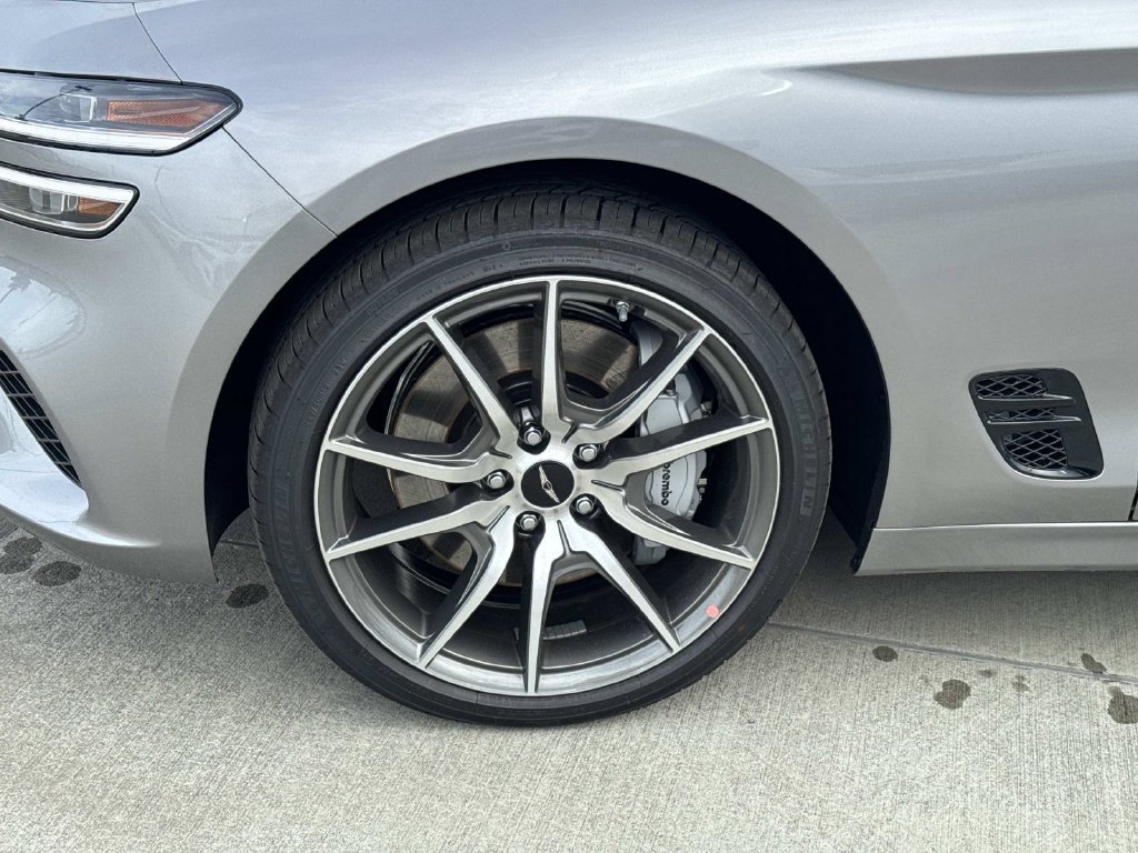 New 2026 Genesis G70 2.5T RWD image 5