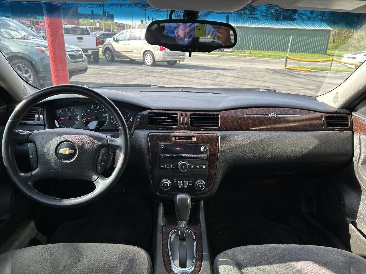 Used 2012 Chevrolet Impala LT FWD image 11