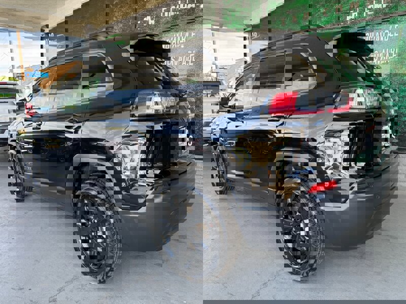 Used 2019 Jeep Cherokee Latitude Plus FWD image 6