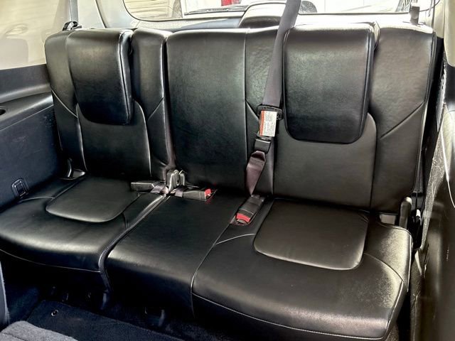 Used 2024 Nissan Armada SV image 26