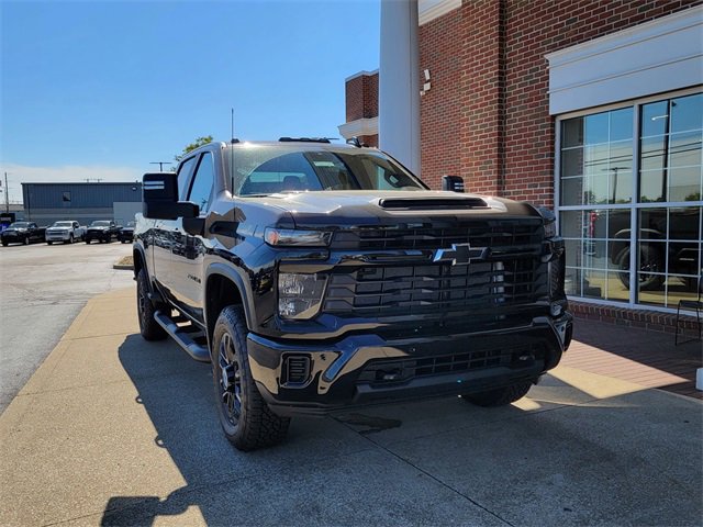 New 2026 Chevrolet Silverado 2500 Custom w/ Custom Value Package image 3