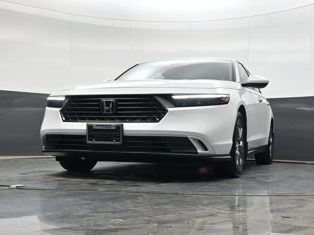Used 2024 Honda Accord EX image 37