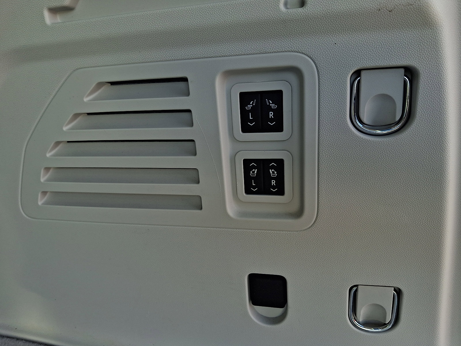 Certified 2025 Buick Enclave Avenir w/ Super Cruise Package image 30