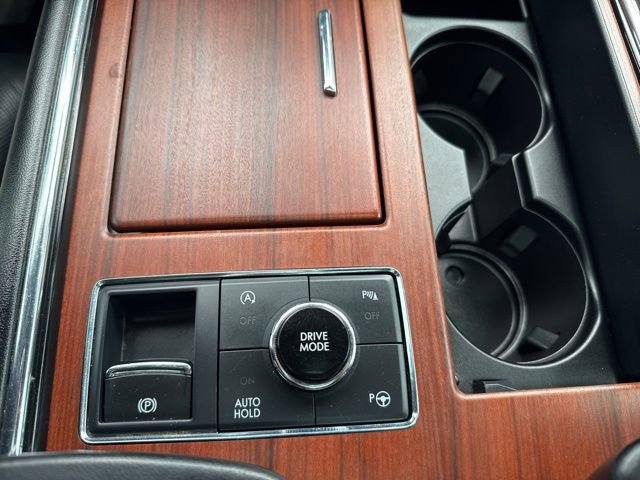 Used 2018 Lincoln Navigator Reserve w/ Technology Package image 32