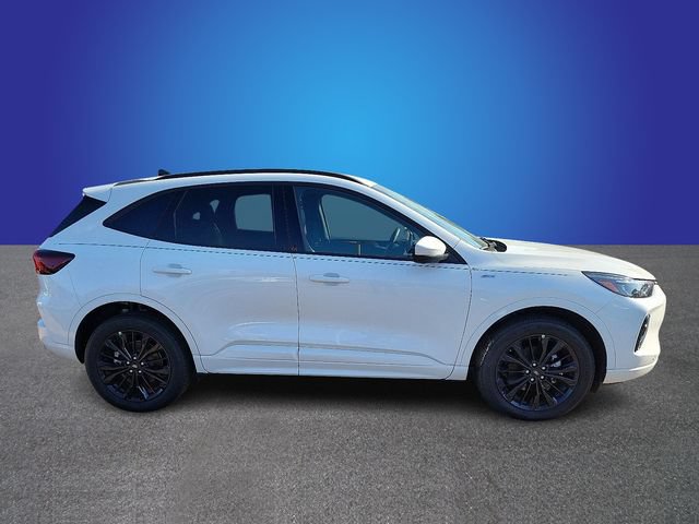 New 2023 Ford Escape ST-Line Elite AWD/4WD image 3