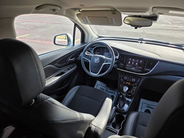 Used 2021 Buick Encore Preferred w/ Safety Package II image 23