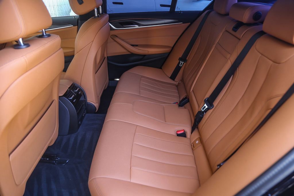 Certified 2023 BMW 540i w/ M Sport Package RWD image 15