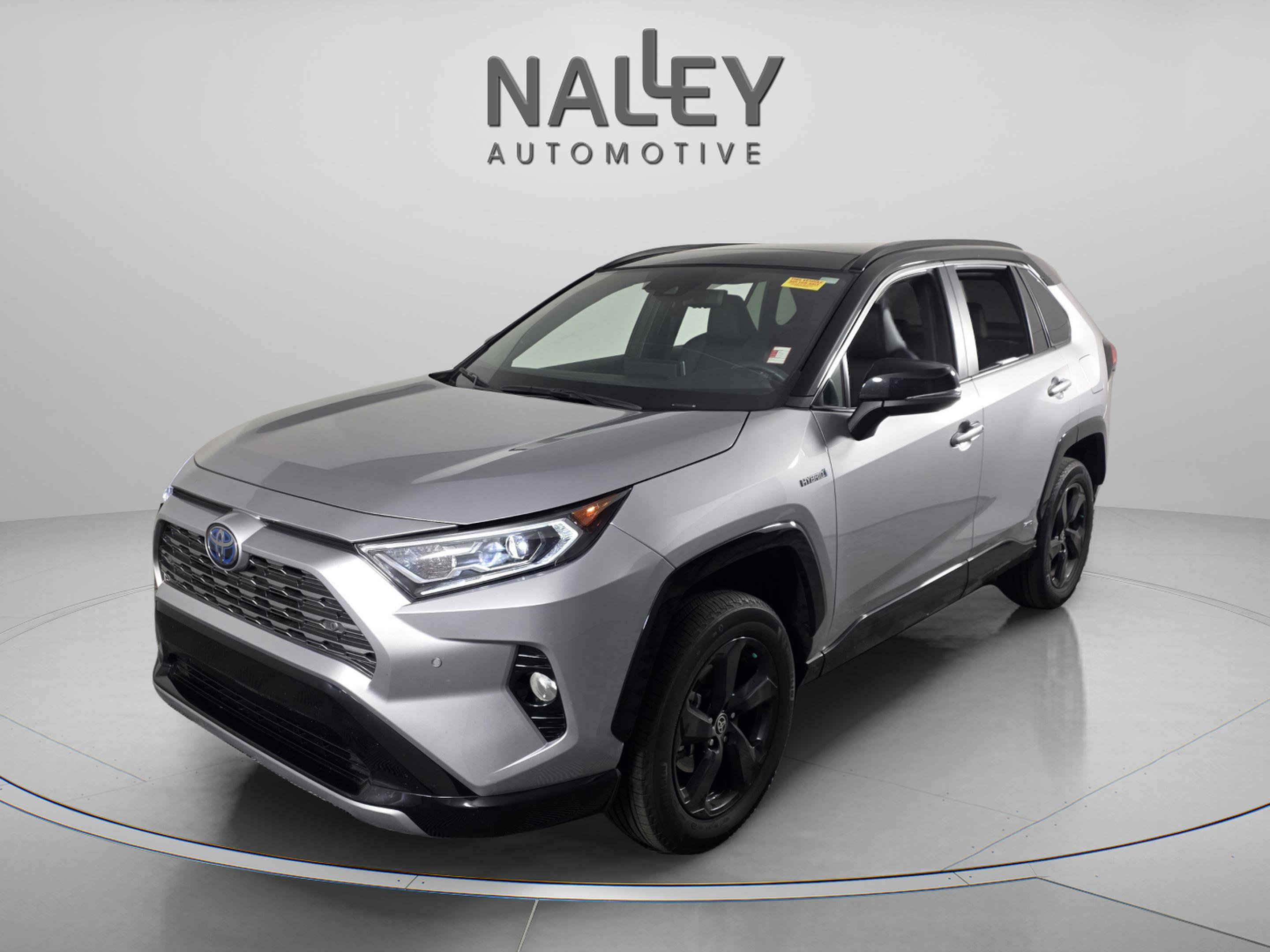 Used 2021 Toyota RAV4 XSE image 1